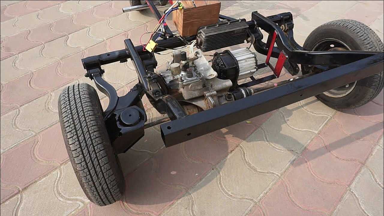 大叔自制电动三轮车,想玩车自己造,有手艺就是任性_腾讯视频
