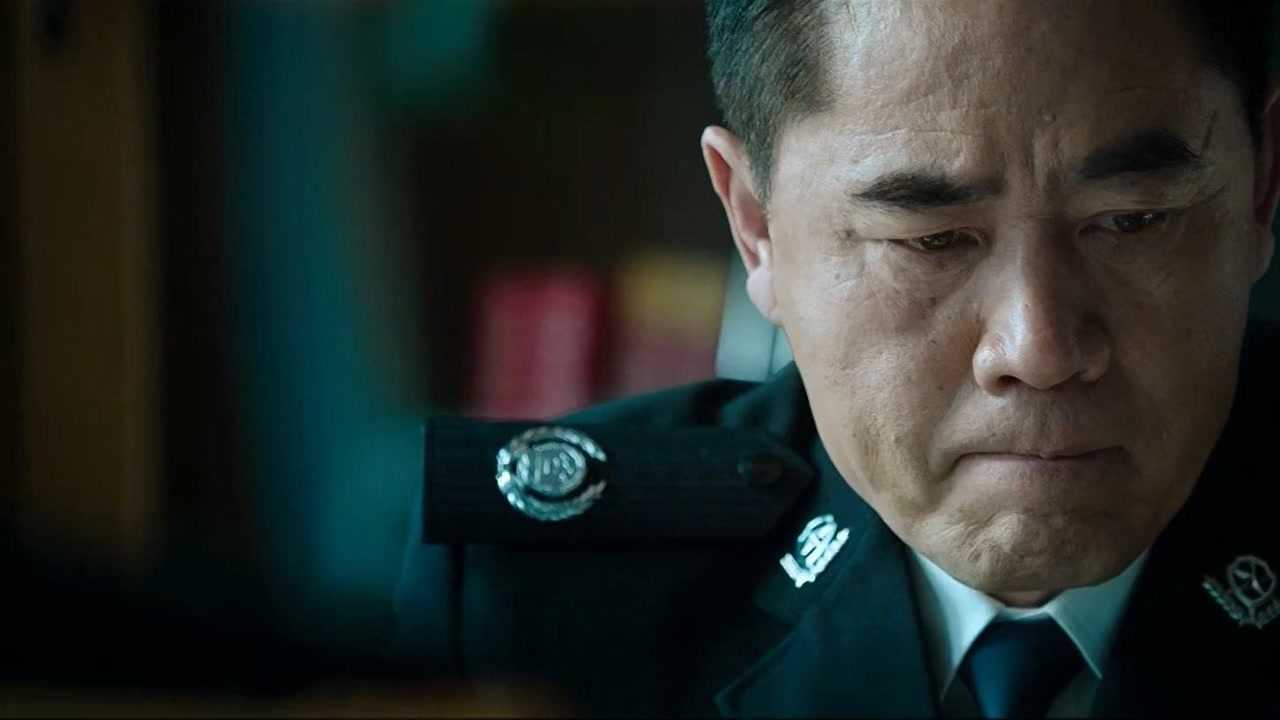 湄公河行动这俩小孩太有战斗力了前脚高高的楼后脚就被炸澄平地