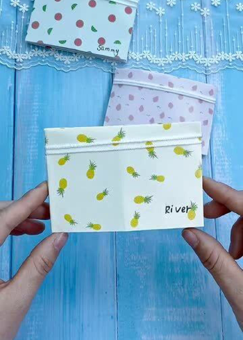 一张a4纸就能折一个口罩收纳袋,很实用,送家人和朋友还很有心意