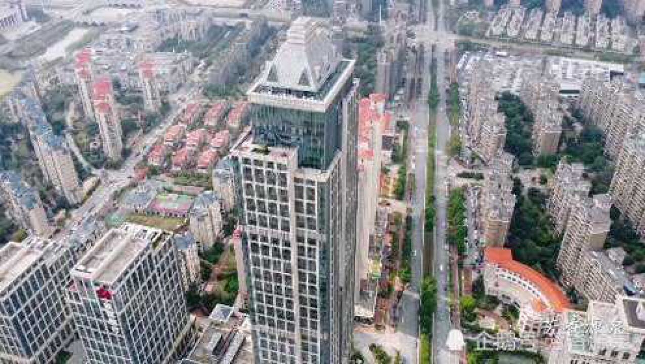 航拍中国江西，南昌市2021年全景_高清