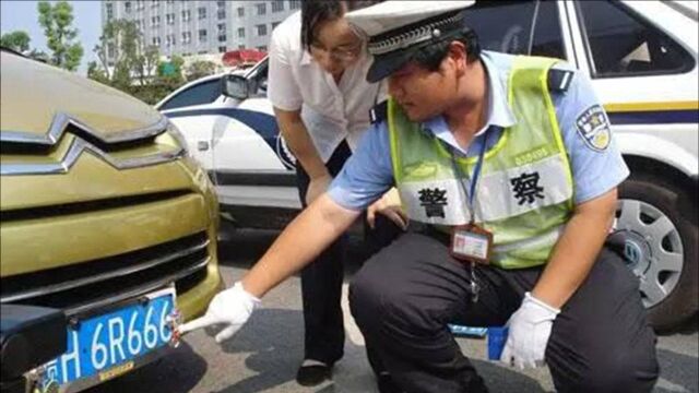 上路直接被扣12分罚款5000,路人一个动作,交警慌了:立马撤销!