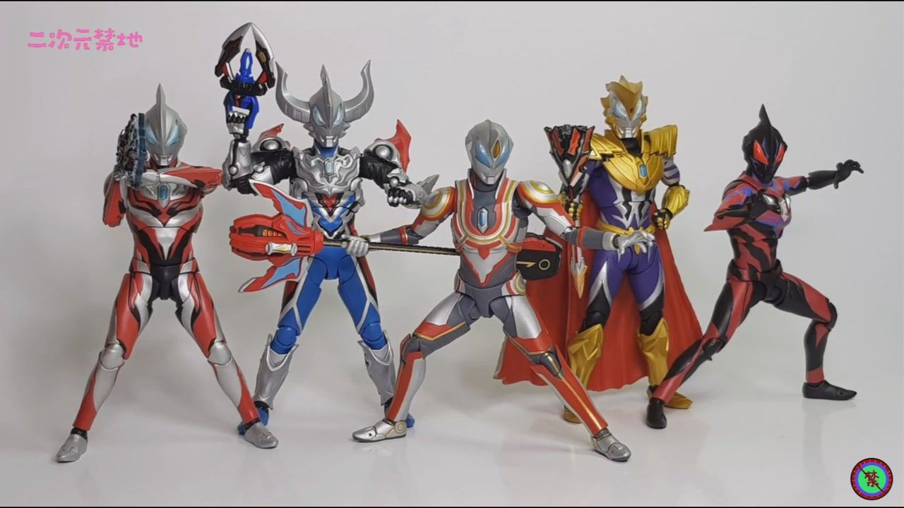 捷德奥特曼shf模型开箱展示究极最终形态