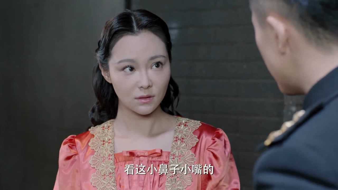 乱世危情见色起意彪悍队长办案居然在审讯室公然调戏贵妇