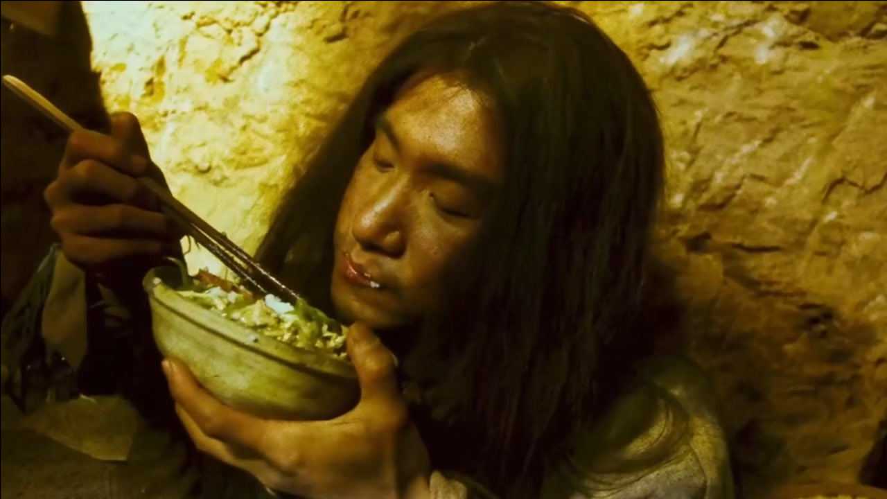 东邪西毒看影帝张学友吃饭大口大口往肚里咽太香了