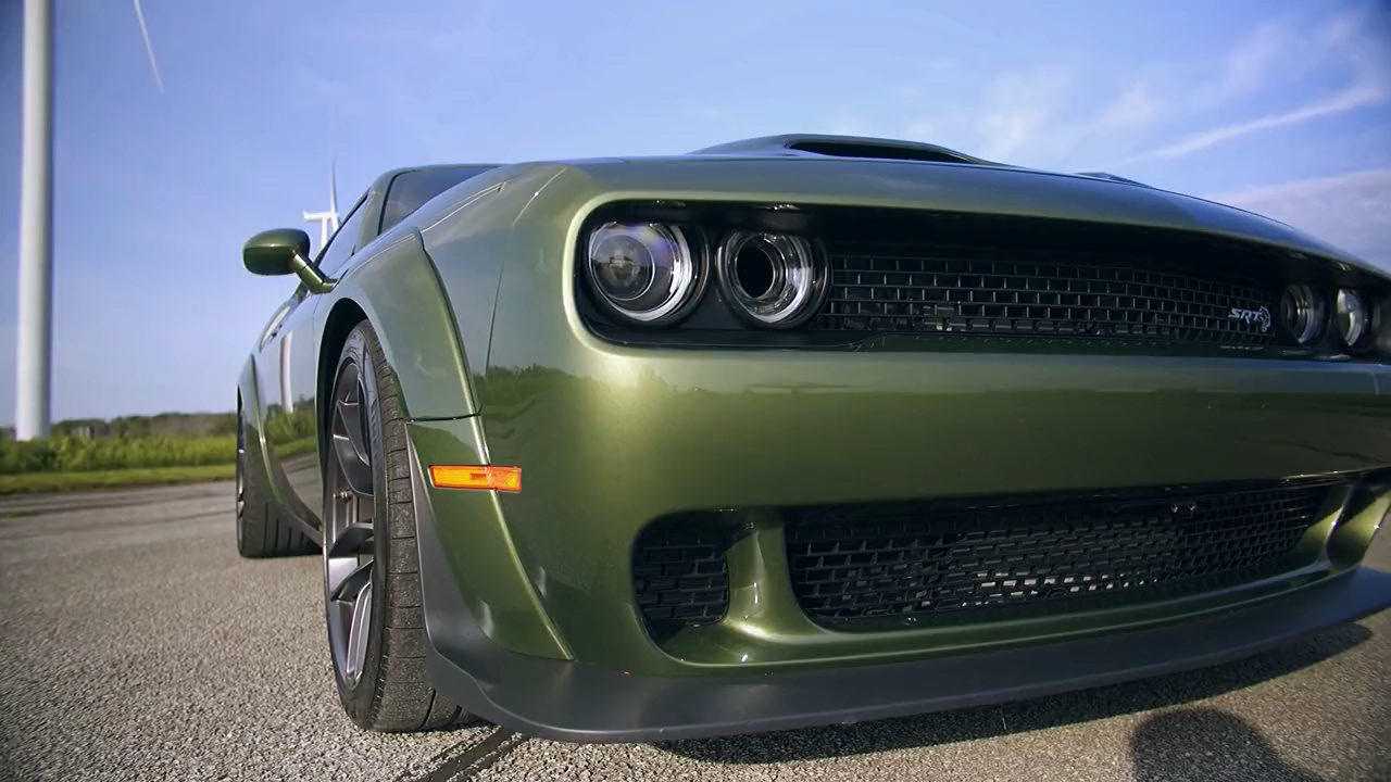 道奇地狱猫#道奇srt红眼地狱猫搭载6.