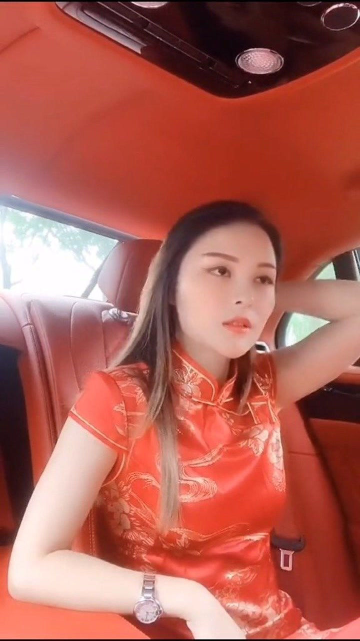 王丽萍,28岁,博丹集团董事长,福建厦门人,越努力越幸运!