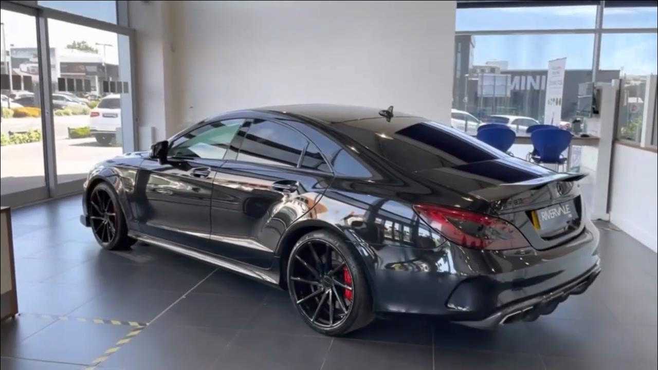 暴力绅士纯黑梅赛德斯奔驰cls63黑武士风格