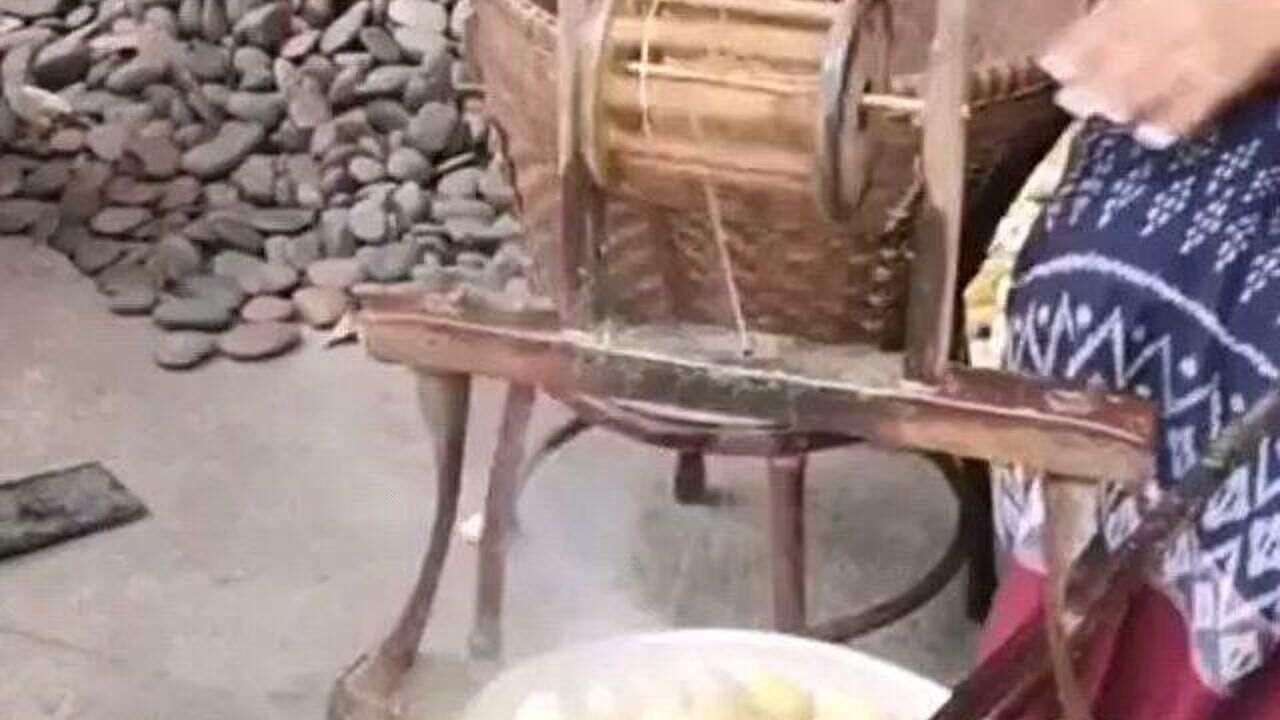 养蚕的原来是这样缫丝的,这缫丝的速度,一看就不一般!_高清1080P在线观看平台_腾讯视频