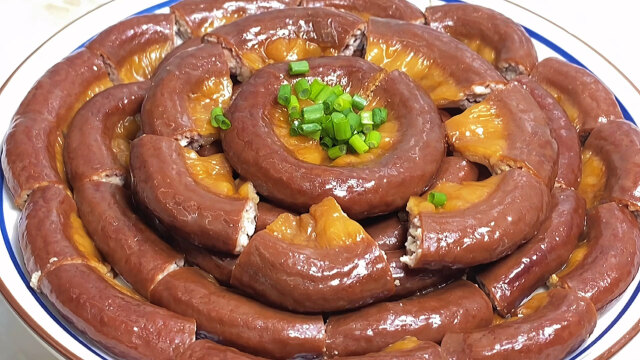 广东人爱吃的卤水粉肠,做法简单,出锅满屋飘香,一大盘都不够吃