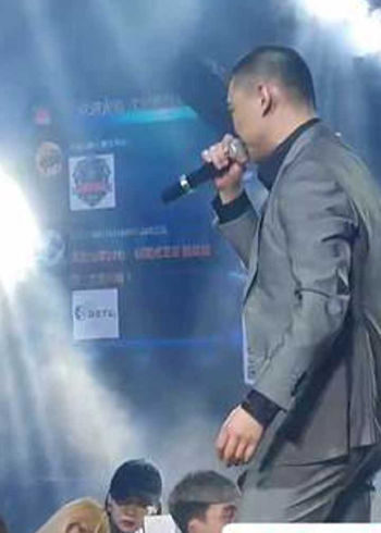 西部酒城实力派歌手晟哲演出现场经典歌曲