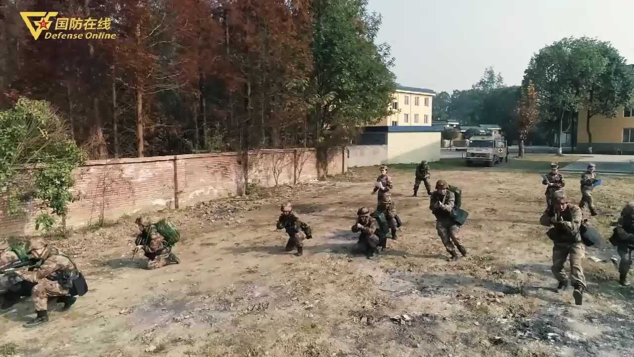 为战练兵！超燃视频带你直击卫勤实战化训练现场_高清