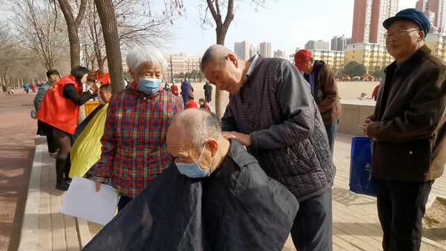 二月二,龙抬头|社区举办爱心义剪活动:为居民讨一个好彩头