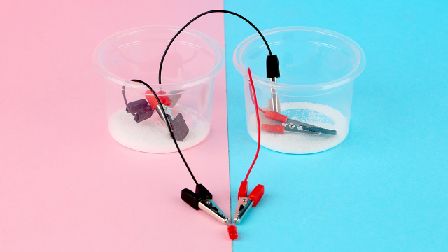 科学小实验 盐水发电