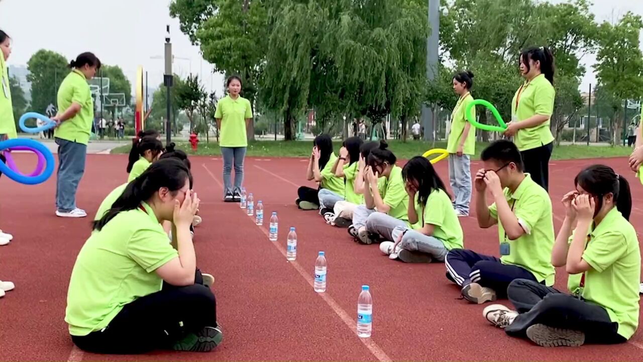 “团体减压操”“心理团辅”带你放松心情,释放压力_腾讯视频