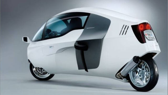 "封闭式"宝马摩托车,5.7秒破百,遮风挡雨不怕堵车