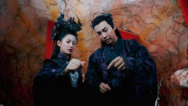 暮辞最终为爱牺牲,让人意难平#杨紫香蜜沉沉烬如霜开播四周年##情感