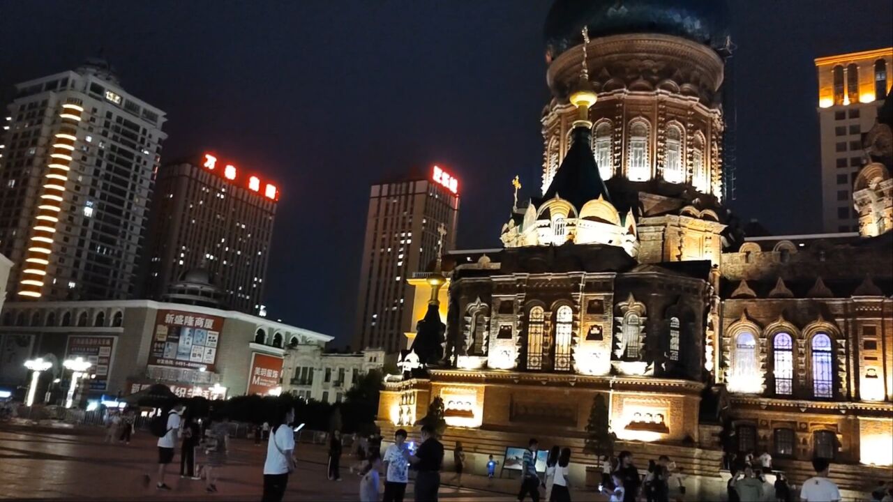 哈尔滨中央大街教堂
