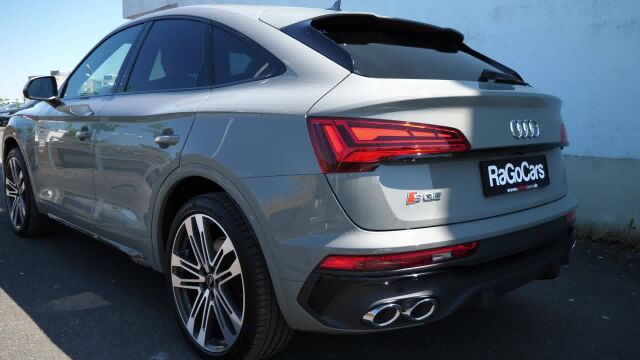 奥迪SQ5轿跑!700扭矩的性能suv