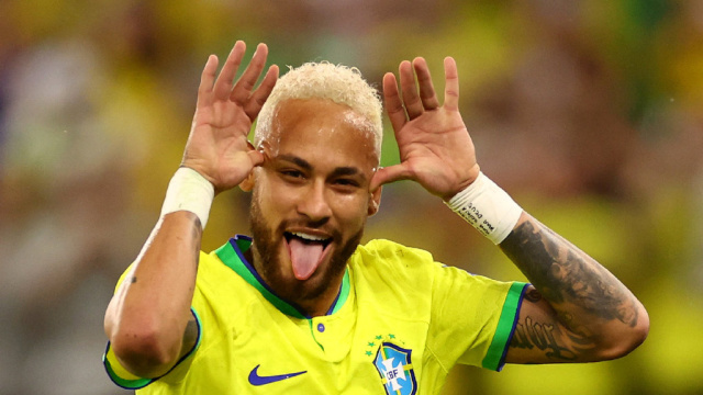 巴西4-1韩国!打破68年纪录:内马尔嚣张庆祝 孙兴慜痛哭