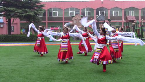 韦庄镇中心幼儿园教师民族舞——藏族舞《吉祥欢歌》