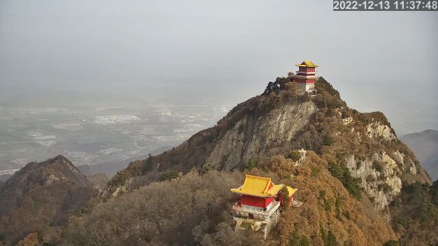 超美!秦岭南五台的冬日限定色彩上线