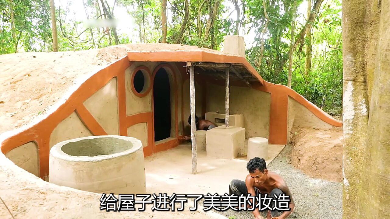 荒野建造：国外小哥野外打造豪华木屋别墅_高清