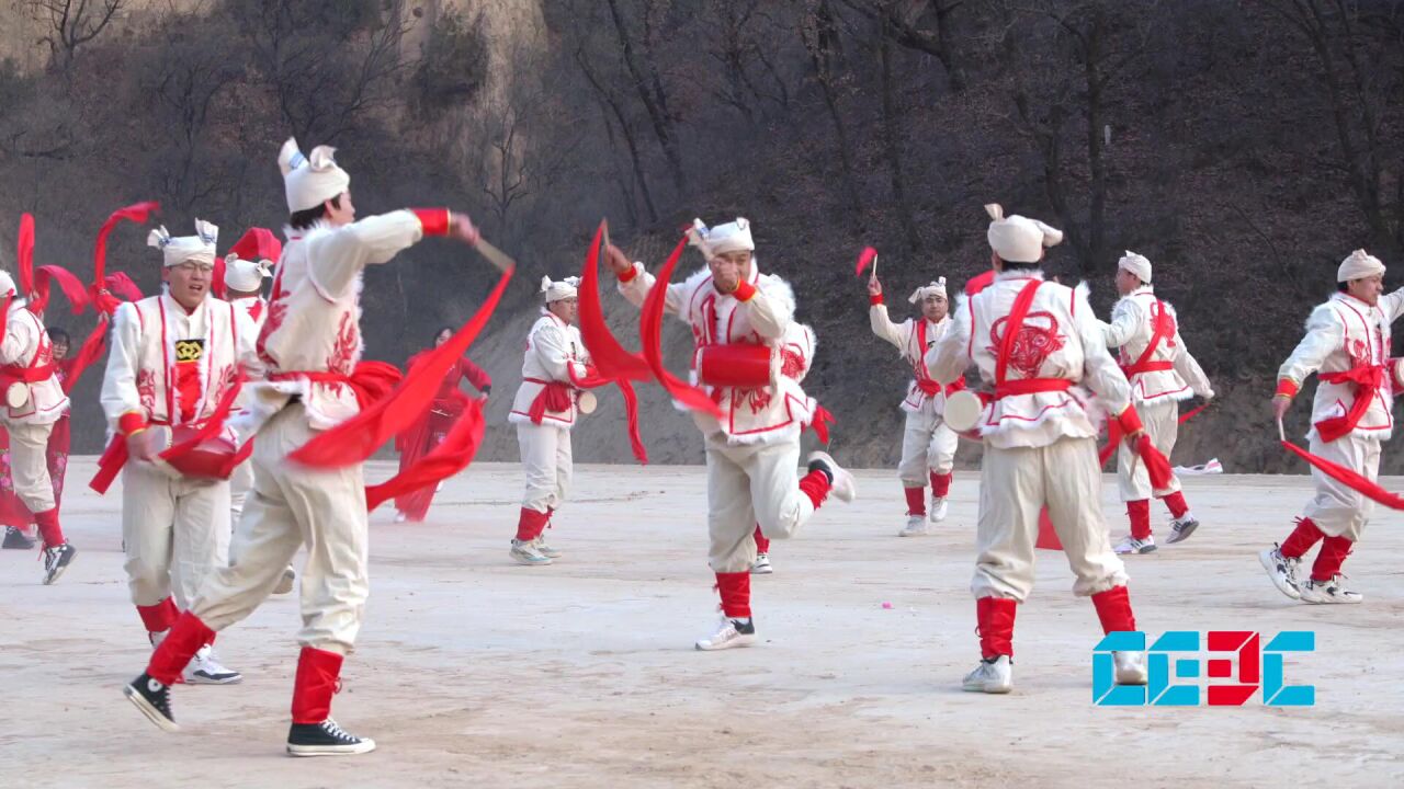 西北秧歌,农村_大山谷图库