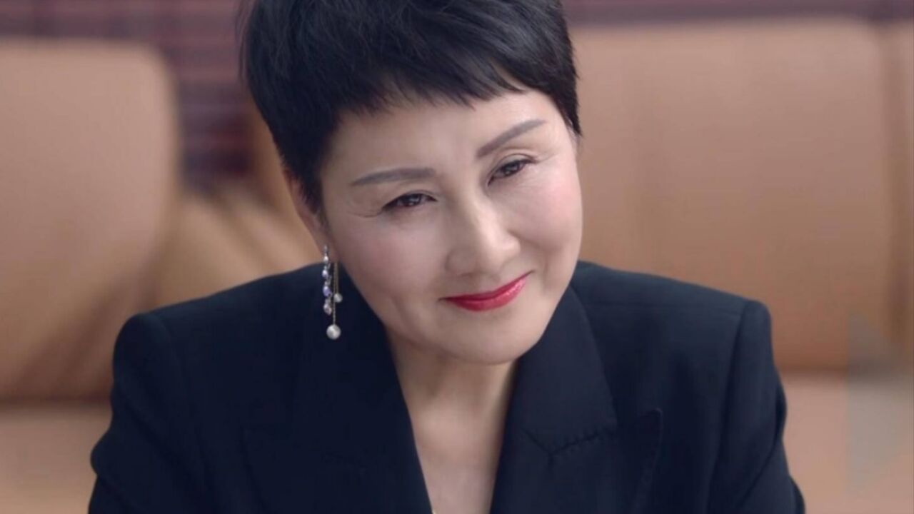 张凯丽做游戏重击王祖蓝，众人当场傻眼，邓超质疑二人是否有过节_腾讯视频