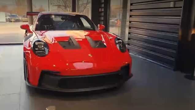 PORSCHE火红色保时捷 911 GT3RS