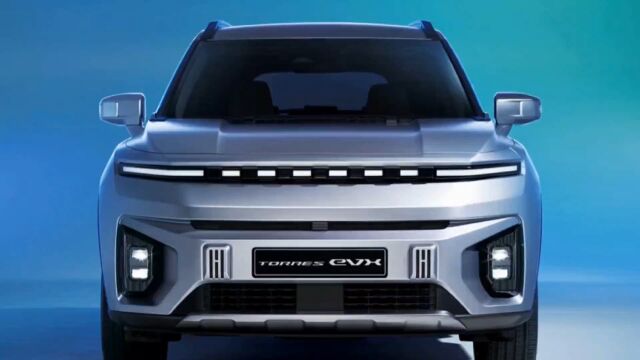 全新2024款双龙雷斯EVX,中型电动SUV,搭3.0+V6+八挡手自一体