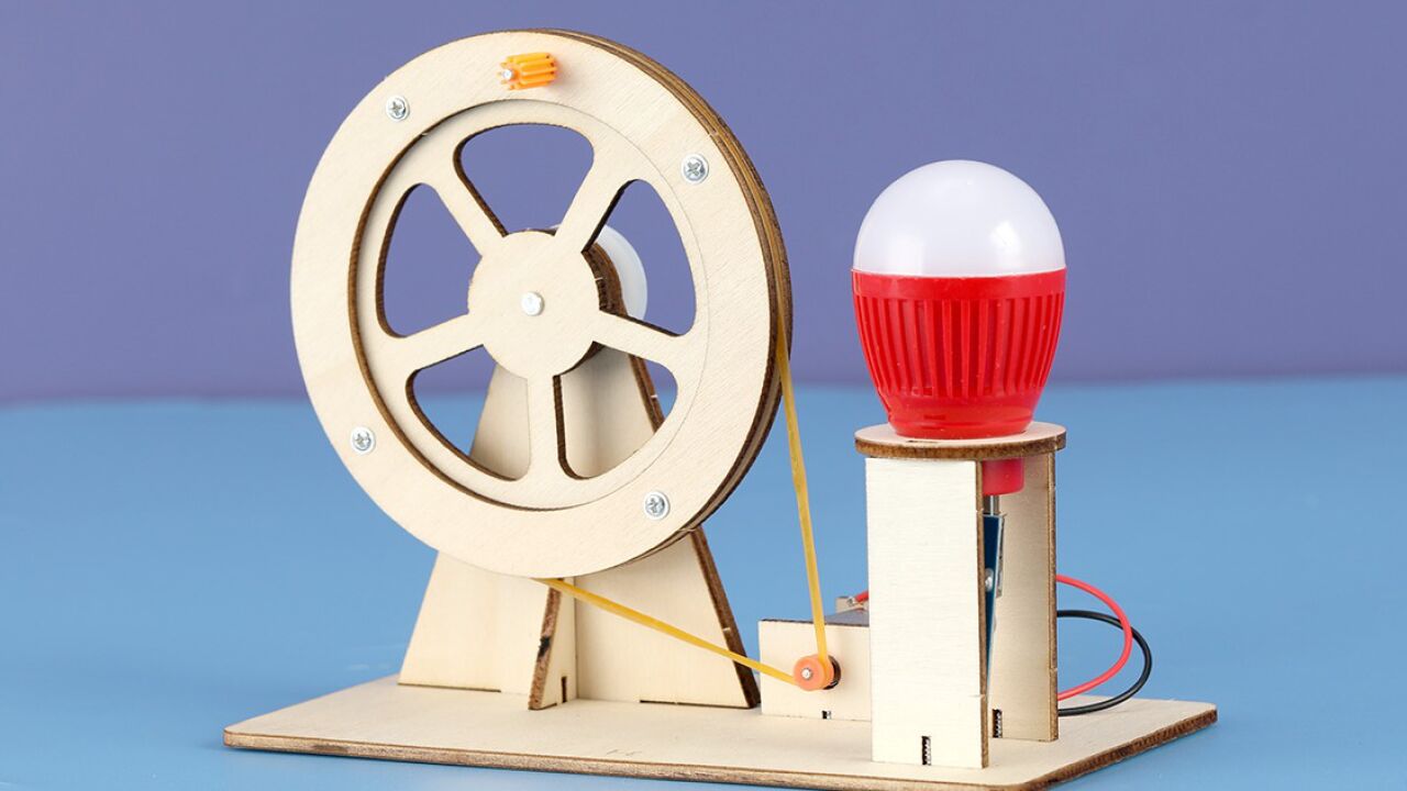 小霍金科学实验玩具 diy手工制作材料 木制手摇发电教程