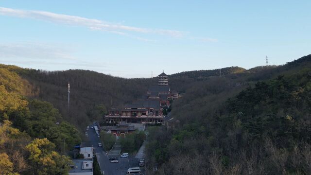 大连莲花山寺为什么关闭了,据说是市内最大寺院