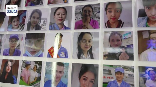 Video丨Xinjiang girl to get ideal job near her home: There are also many people who want to work here