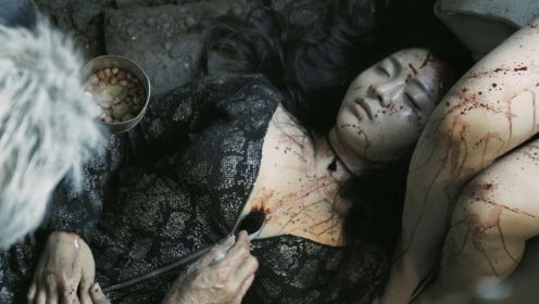 韩国版《一出好戏》，游轮被困万米高空，活人开始在尸体上种菜