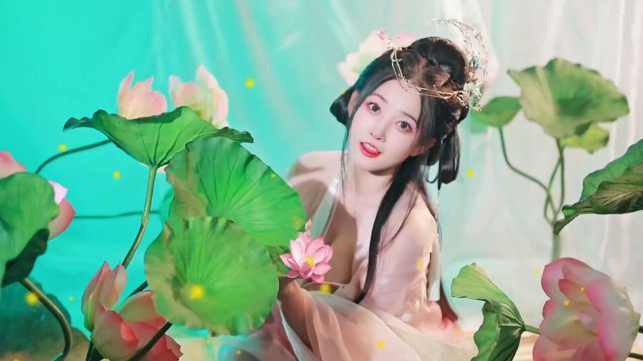 一共看见多少朵荷花#古风 #古装美女 #绝美