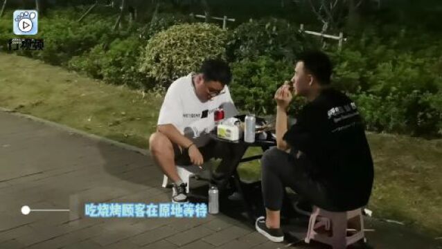 隐匿在城市缝隙:地摊经济如何“正名”