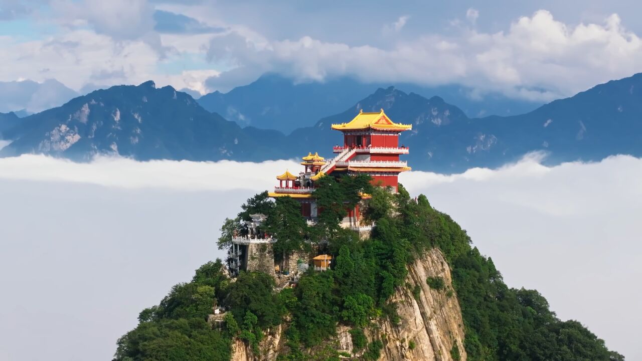 终南山雨后云海仙气十足