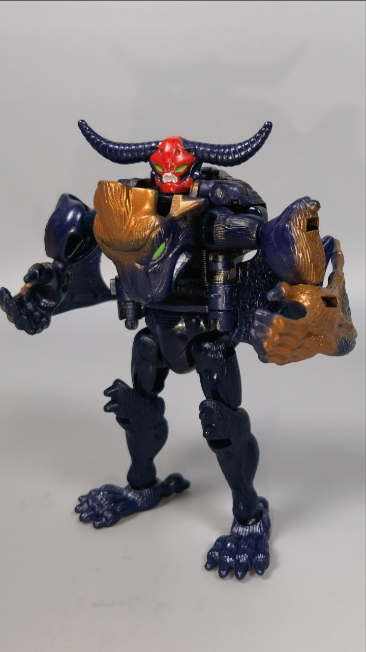 变形金刚猛兽侠 翼牛