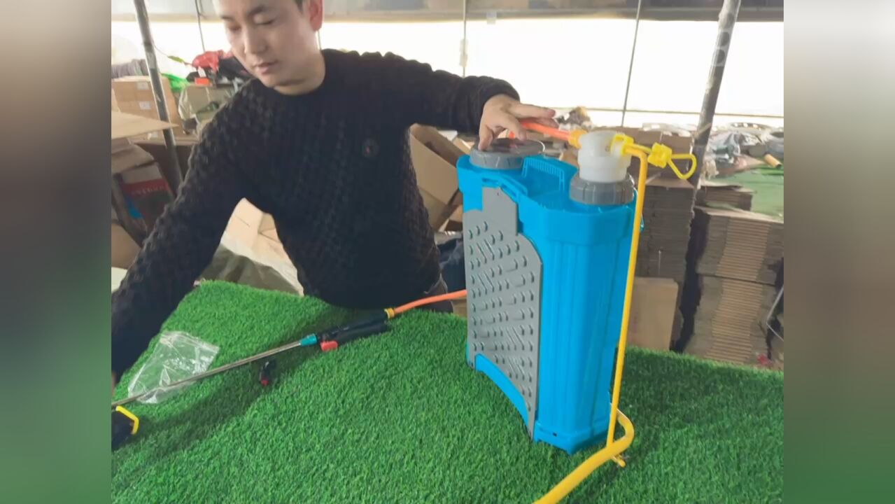 手动喷雾器安装2