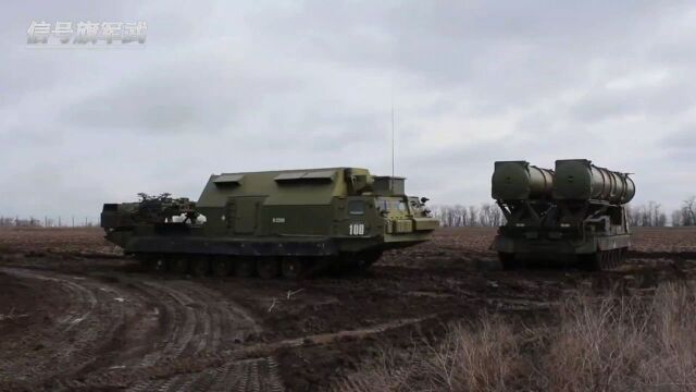 今日武器装备科普:前苏联S300防空导弹系统.