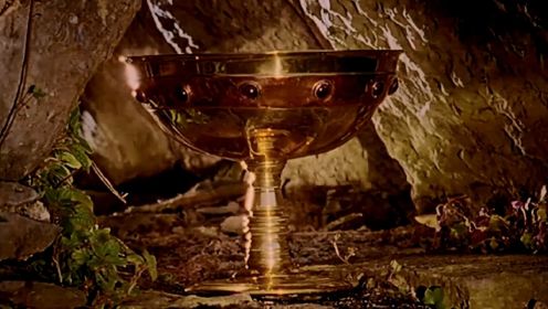 关于亚瑟王和圣杯有种种传说！布兰神奇复活大锅的基督版本！