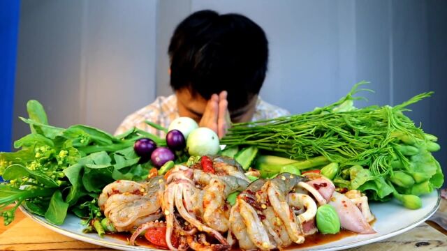 泰国美食频道分享!胡子哥美食考古视频,泰式凉拌海鲜