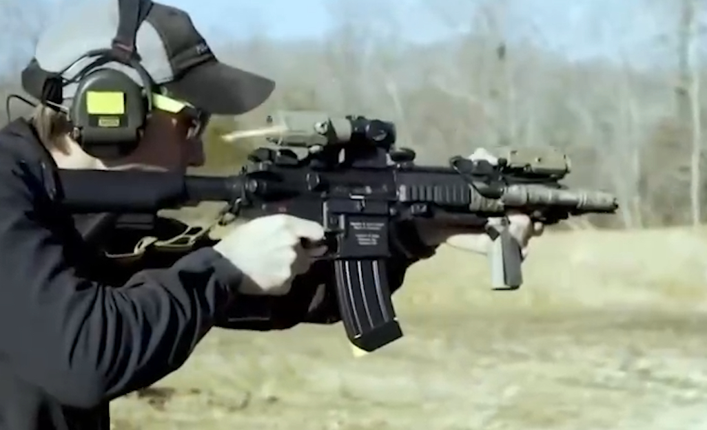 hk416突击步枪,各种性能优异,风靡全球