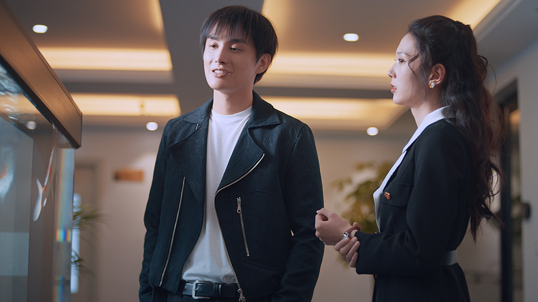 商业版图重启,男子绝境逢生斗志满满