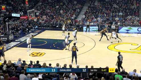 《NBA全场集锦》就是稳准狠 卡尔弗抢断反击暴扣一条龙