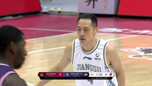 《CBA全场集锦》开场就发威 史鸿飞追身三分一箭穿心