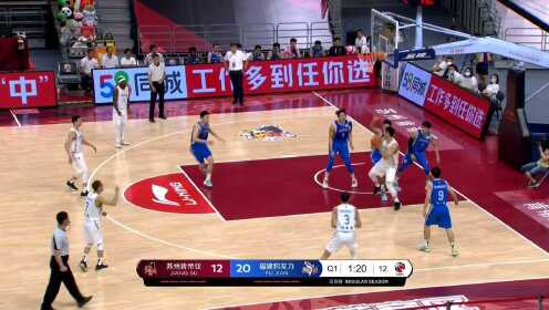 《CBA全场集锦》篮板抢的口干舌燥 劳森篮下反复拼抢强打终于得手
