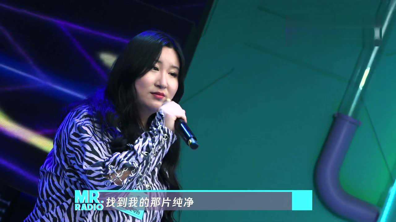 嘎嘎锤娜丽莎精彩演绎主打歌我的世界尽显歌声独特魅力超好听