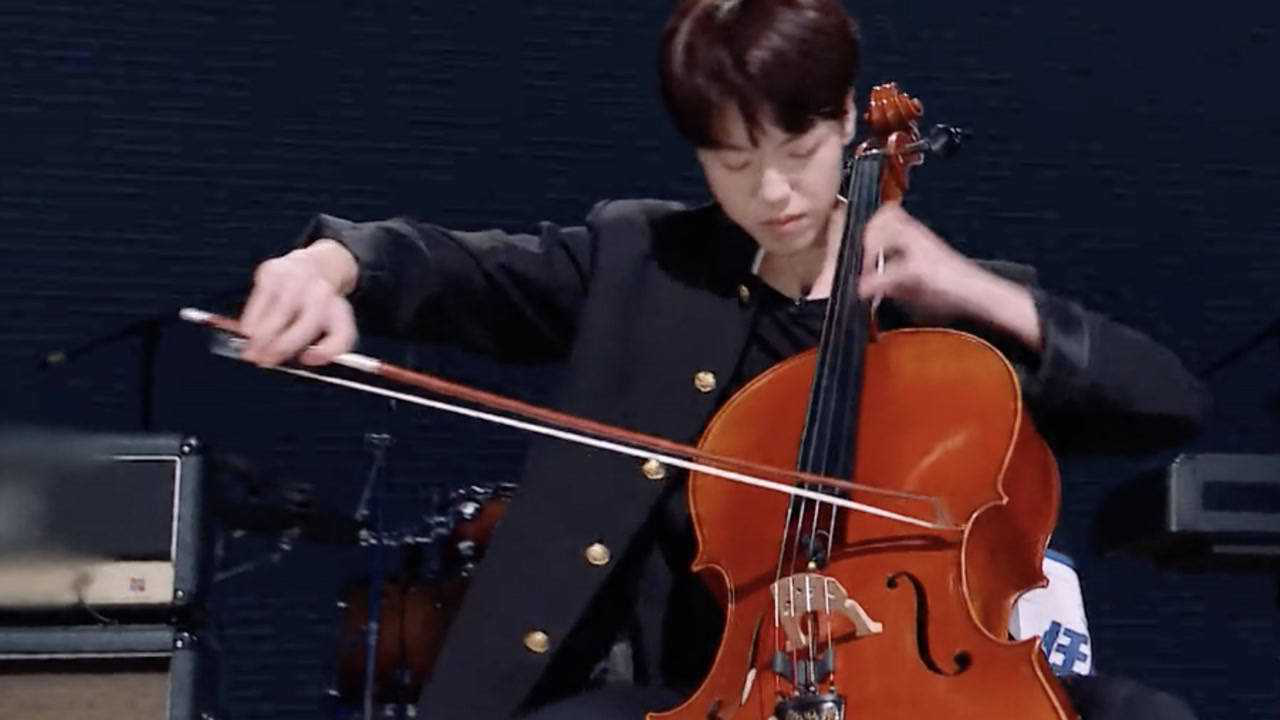 害羞男孩任胤蓬大提琴版《lemon》