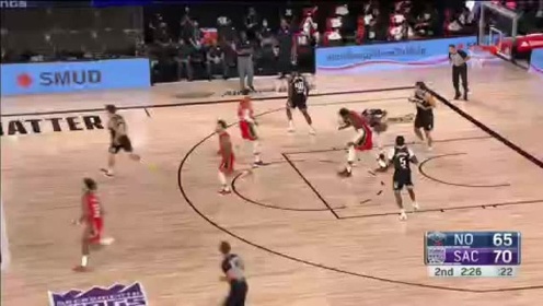 《NBA全场回放》【原声回放】鹈鹕vs国王第2节 福克斯杰弗里斯空接连线